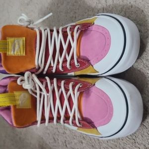 Vans Sk8-Hi MTE 2.0 Rainbow colorblock  shoes  like new only one time used